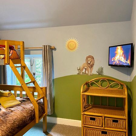 Squirrel Barn Villa Milwich Bagian luar foto
