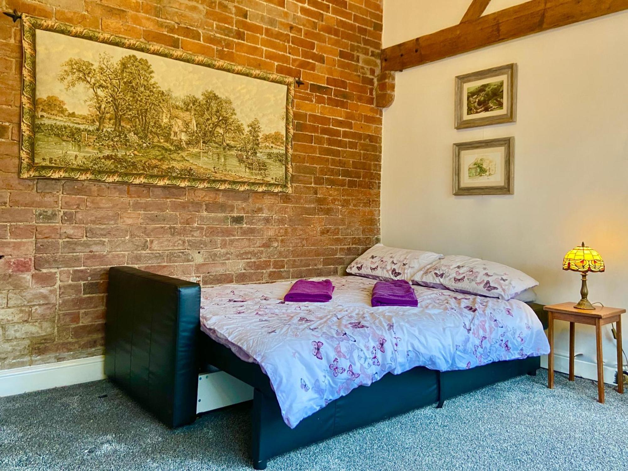 Squirrel Barn Villa Milwich Bagian luar foto