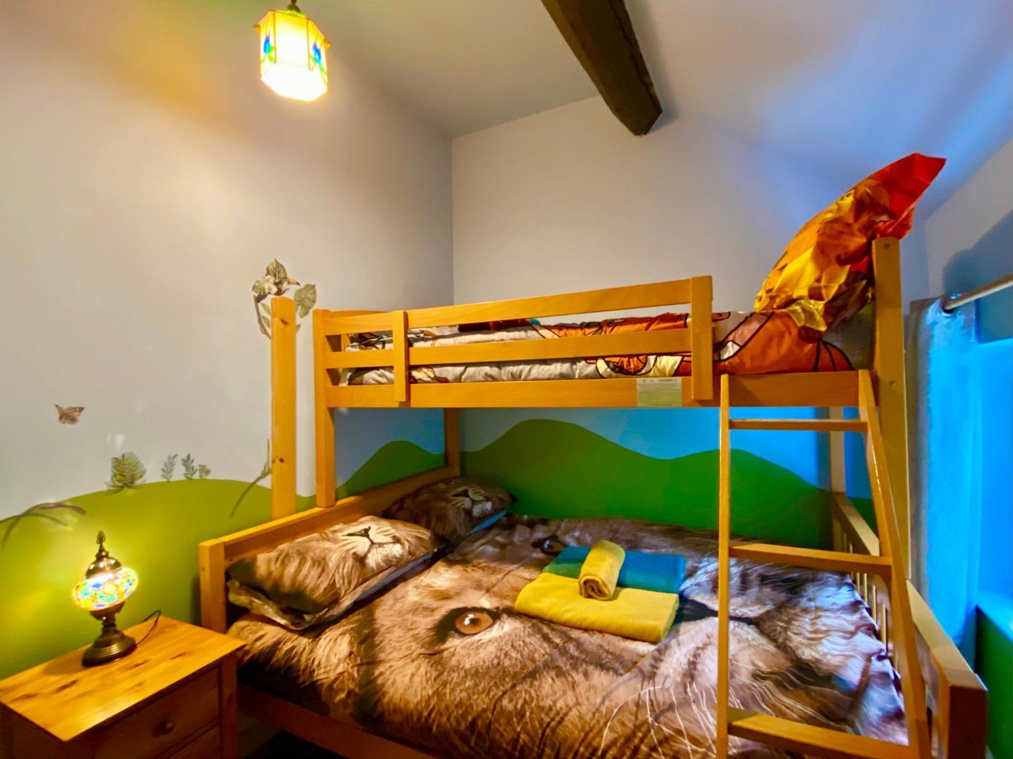 Squirrel Barn Villa Milwich Bagian luar foto
