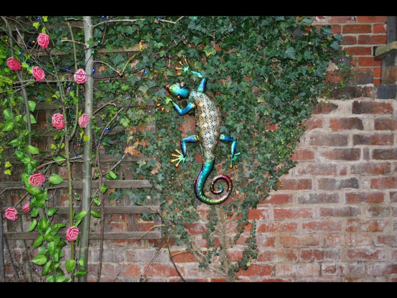 Squirrel Barn Villa Milwich Bagian luar foto